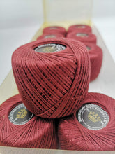 Załaduj obraz do przeglądarki galerii, Crochet cotton 10g
